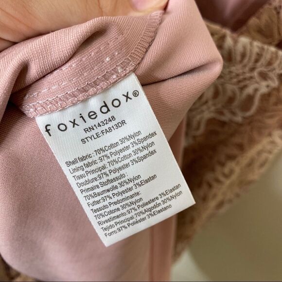 Foxiedox Lace Appliqué Mini Open Back Dress 12 - Picture 10 of 10